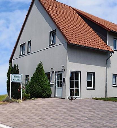 Hotel Arkona Genthin Exterior foto
